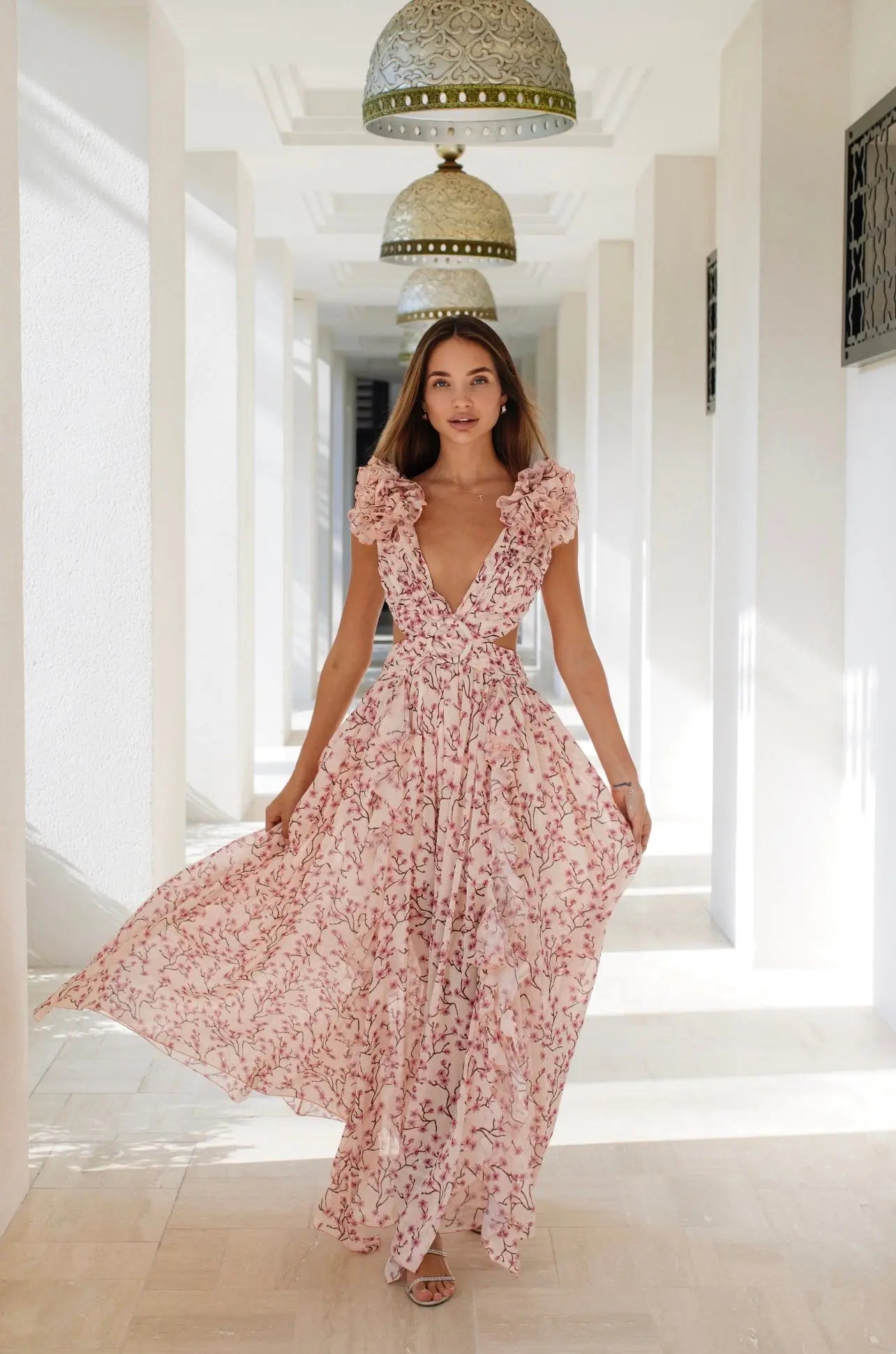 Margaux | Blommig maxi-sommarklänning med volanger på ärmarna