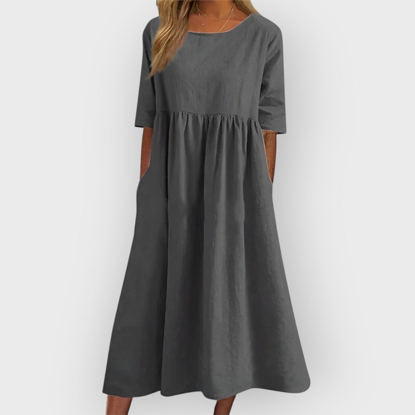 Bríd – Andningsbar vintage-midiklänning med plisserad design